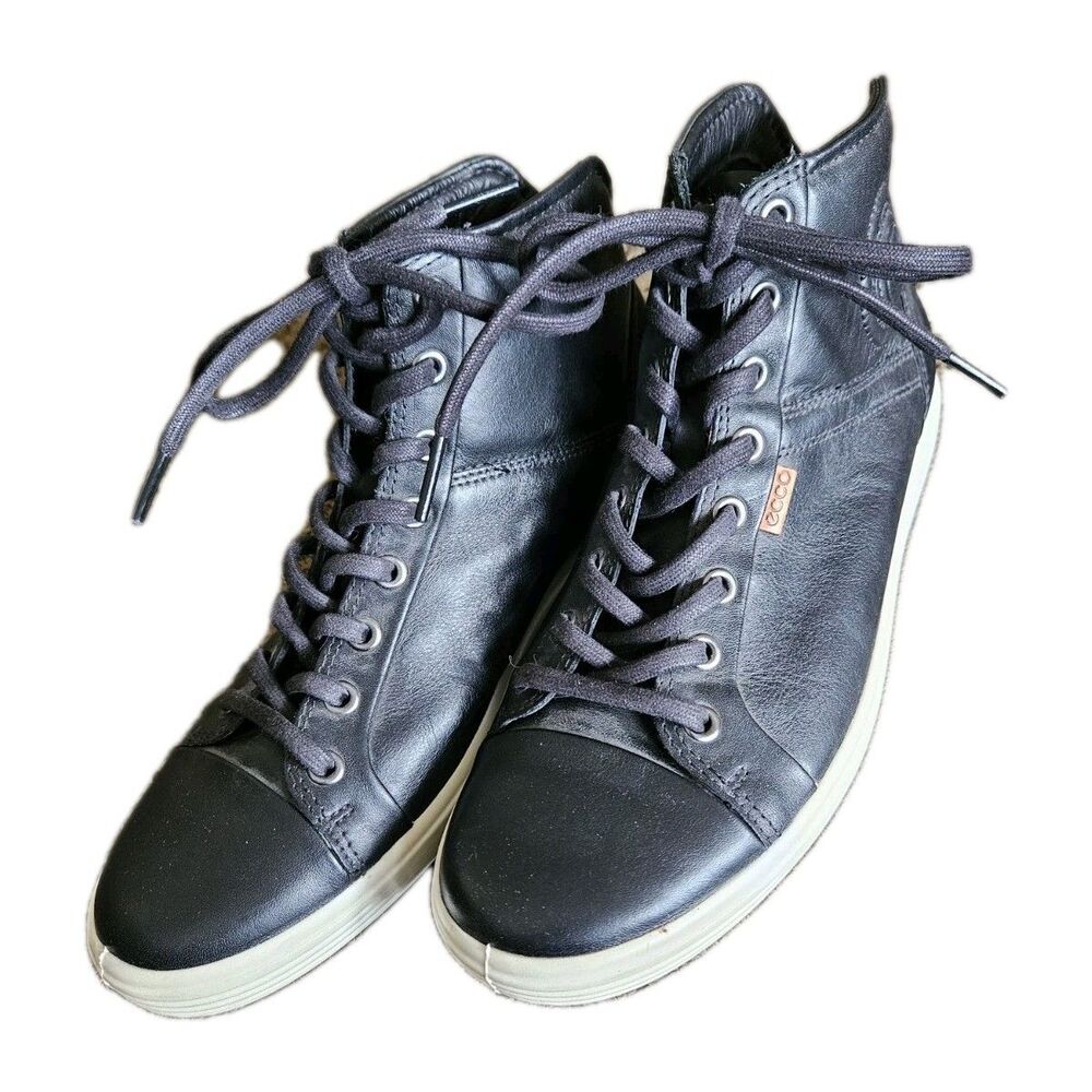 ECCO Black Soft Leather Lace Up High Top EU 39 US Women’s 8